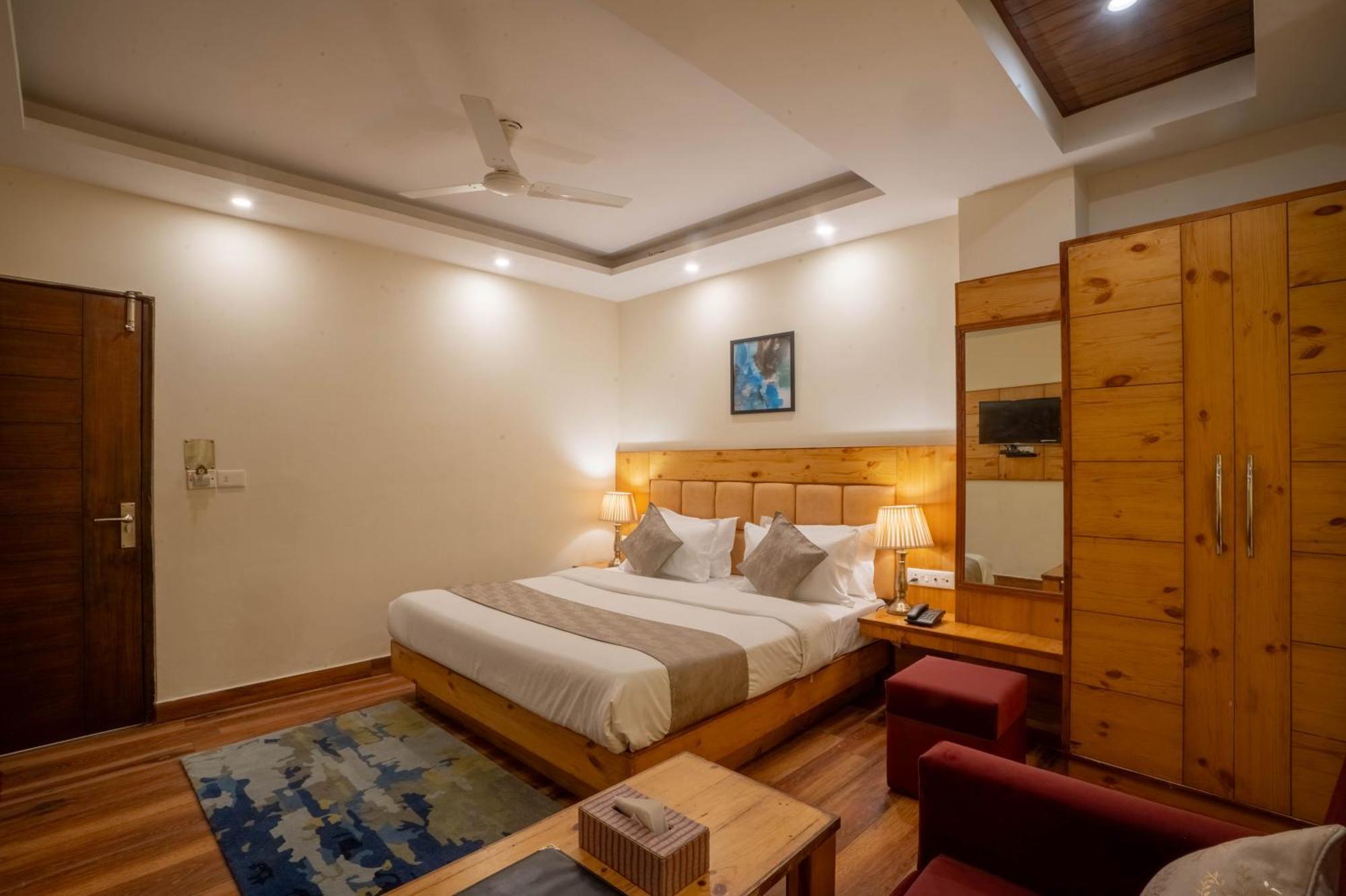 Perfectstayz Valley Vista 5 Min Walk To Mall Road 무소리에 외부 사진