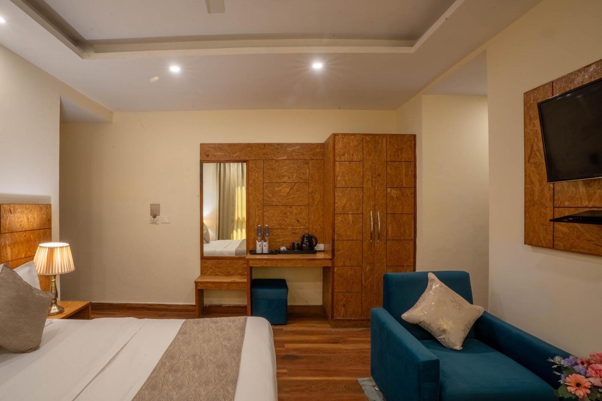 Perfectstayz Valley Vista 5 Min Walk To Mall Road 무소리에 외부 사진