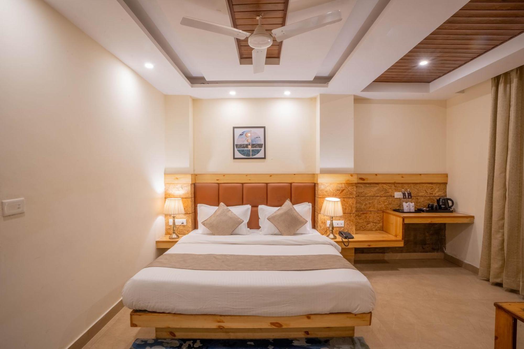 Perfectstayz Valley Vista 5 Min Walk To Mall Road 무소리에 외부 사진